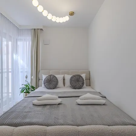 Igielna Prestige Ii شقة فروتسواف